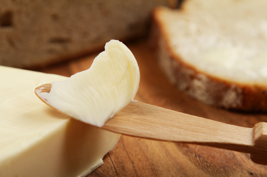 Por que a porcentagem de lipídios de uma margarina interfere no sabor e no aroma de seus produtos?