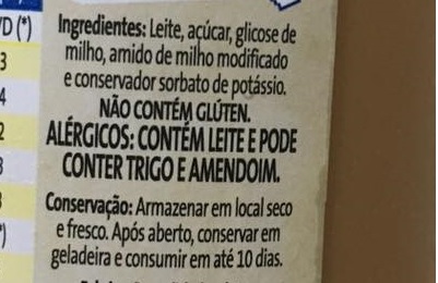 No Brasil, se pode conter trigo, contém glúten