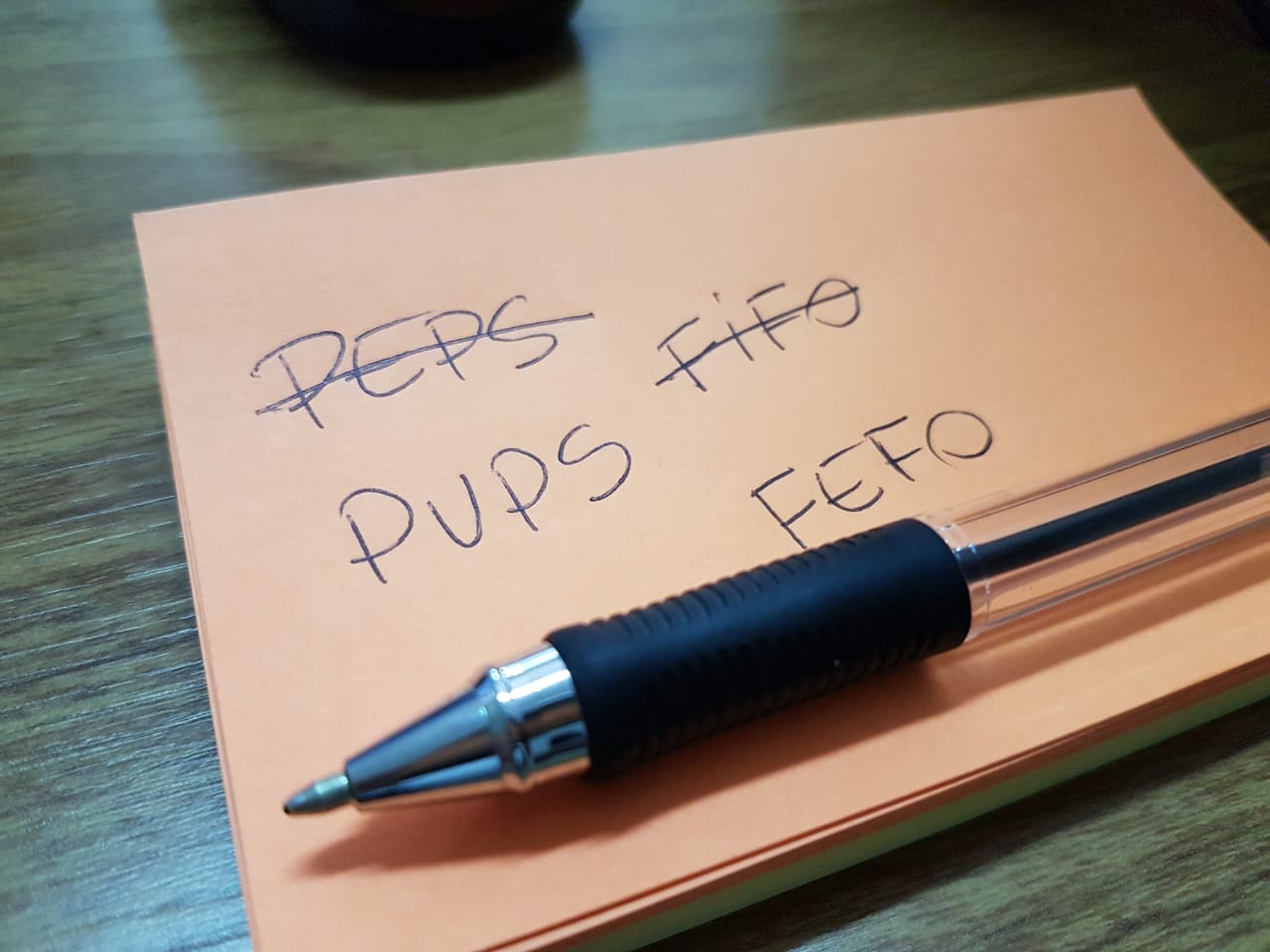 PEPS, PVPS, FIFO, FEFO: Como utilizar em seu estoque?